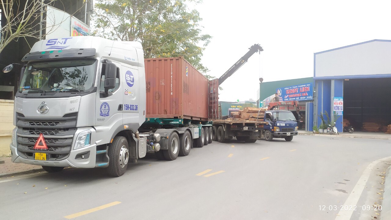 Dịch vụ vận chuyển hàng hóa bằng container