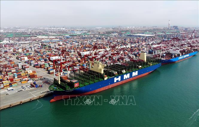Tắc nghẽn tại các cảng biển Trung Quốc đe dọa chuỗi cung ứng toàn cầu